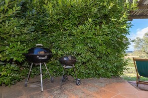 Terrace/patio - Holiday Home 'La Baciosa' with Private Terrace, Wi-Fi and Air Conditioning (Casale Marittimo)