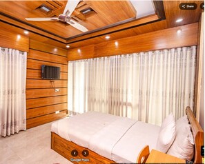 Deluxe Double Room, Garden View - Shalban Green Resort (Gazipur)
