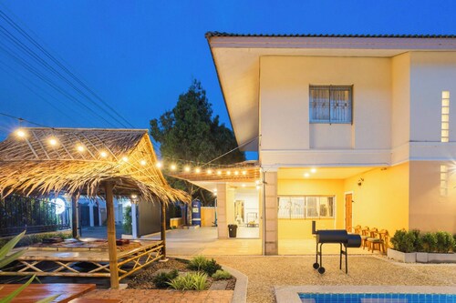 Poolnest Villa Private Saltwater Pool Retreat