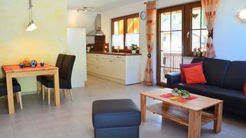 Fernseher, Stereoanlage