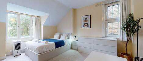 1 多间卧室、办公桌、熨斗/熨衣板、免费 WiFi