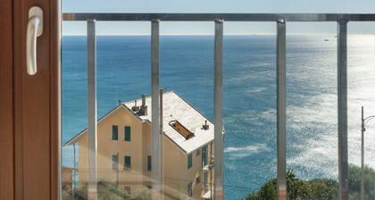 Apartment 'La Mansarda di Crevari' with Sea View, Parking, Garden, Wi-Fi & Air Conditioning