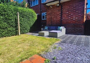 Comfort House | Garden