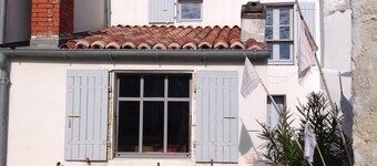 Charming house in Oléron with 2 bikes and lovely fireplace!