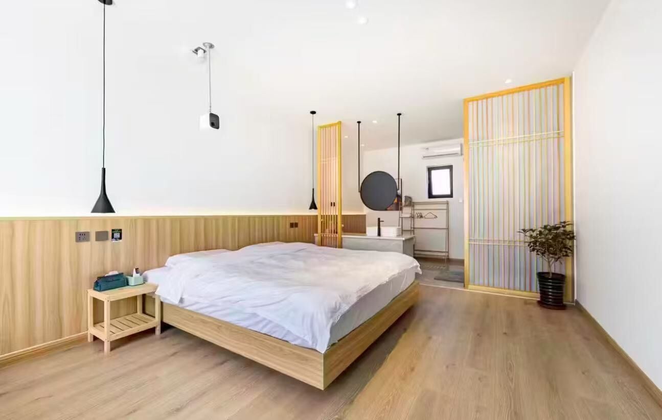 Decoración personalizada, muebles diferentes y wifi gratis 