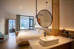 Classic Double Room | Individually decorated, individually furnished, free WiFi