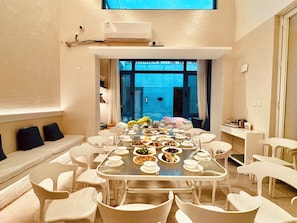 Klassieke tweepersoonskamer | Individueel gedecoreerd, individueel gemeubileerd, gratis wifi