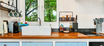 Stag Shepherds Hut -  a holiday let that sleeps 4 guests  in 1 bedroom