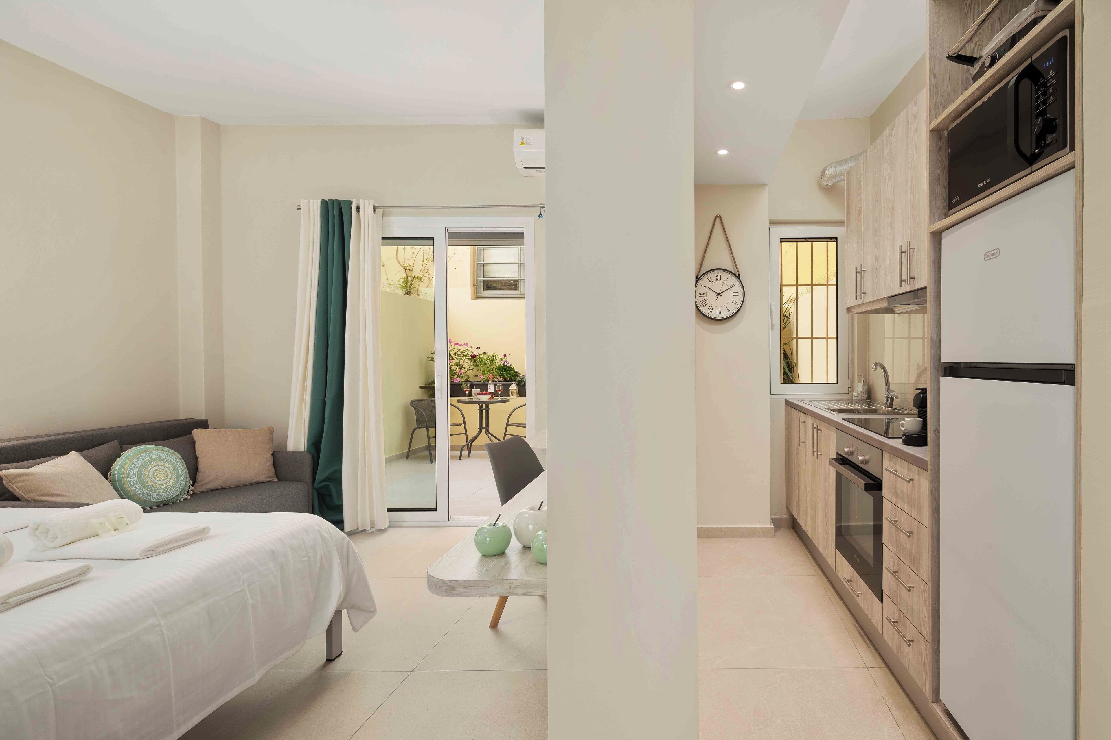 1 bedroom, iron/ironing board, Internet, bed sheets