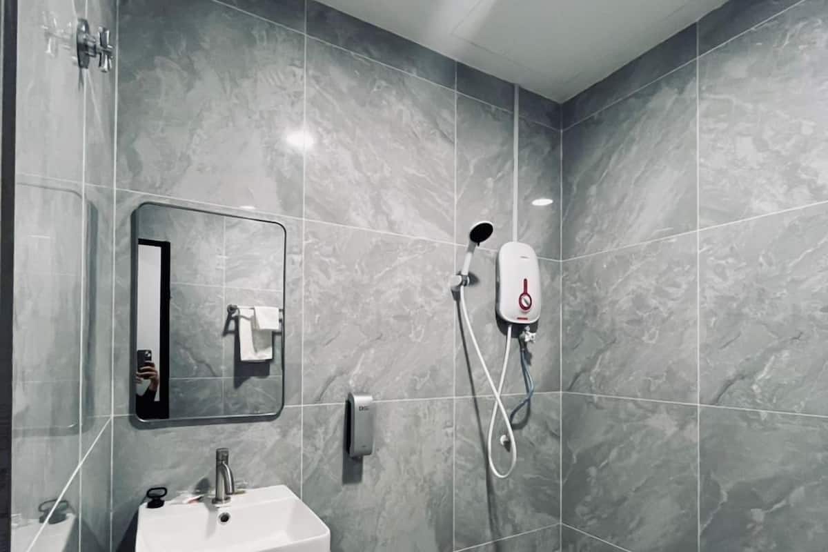 Hair dryer, slippers, soap, shampoo