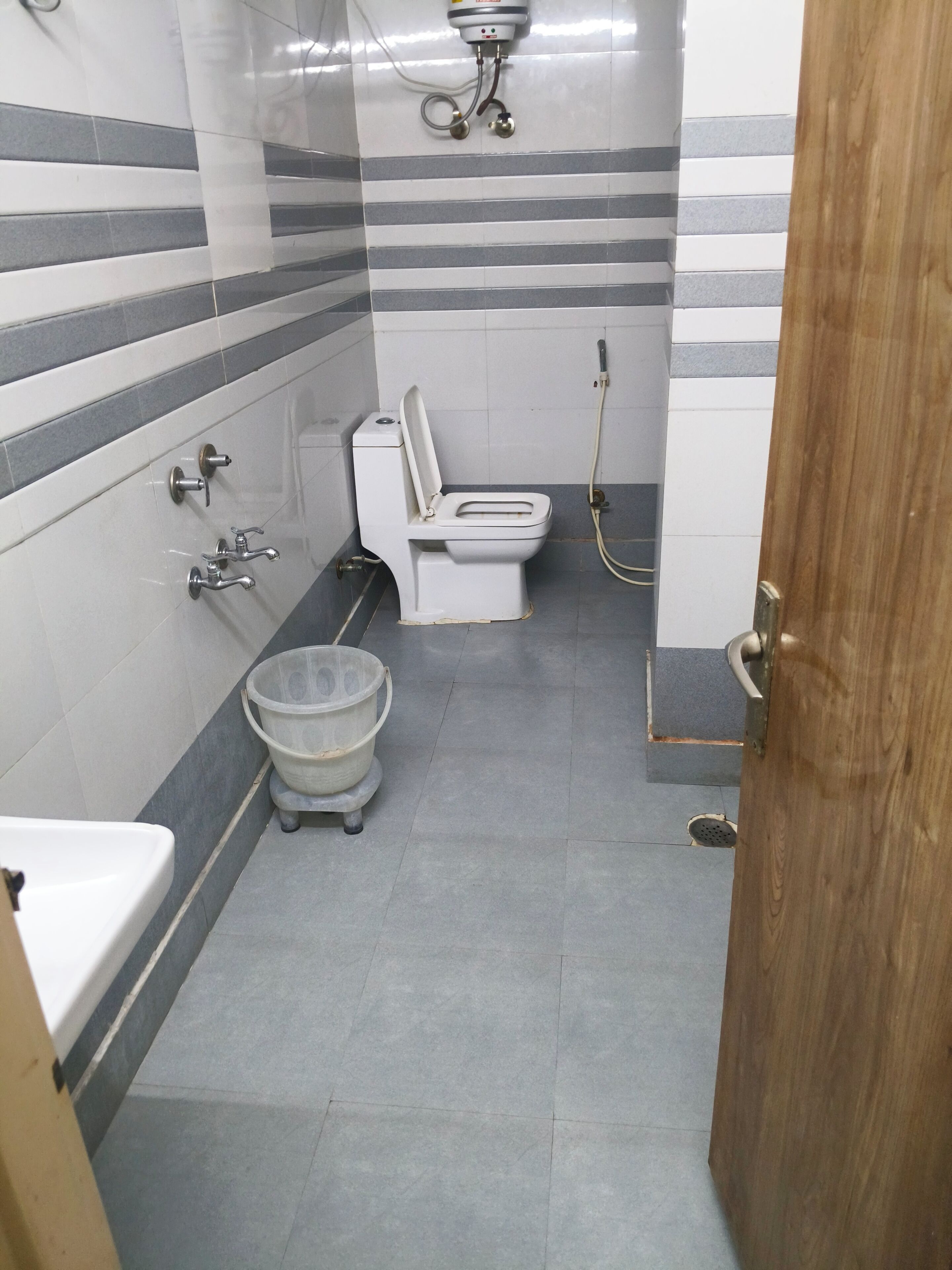 Dép đi trong nhà 