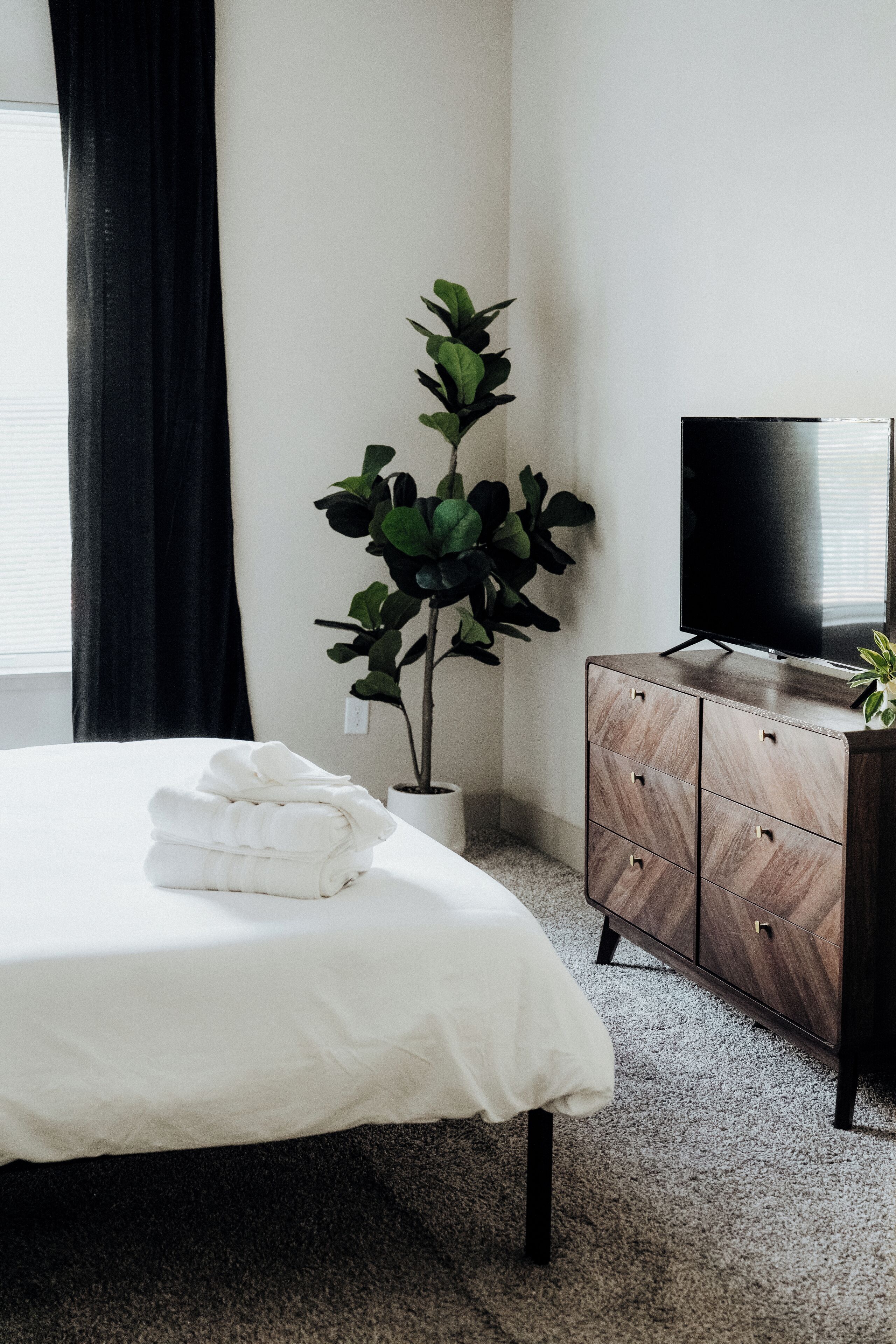 2 Schlafzimmer, Schreibtisch, Bügeleisen/Bügelbrett, kostenloses WLAN