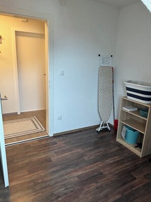 Interior - Charming vacation apartment - quiet surroundings but close to the city (Deutschland)