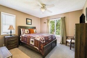 4 Schlafzimmer, Bügeleisen/Bügelbrett, Reisekinderbett, WLAN