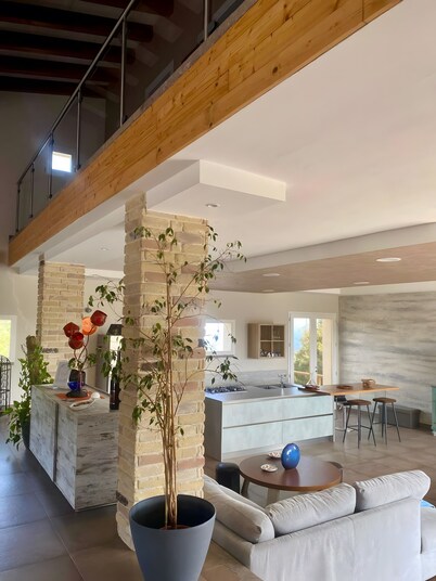 Villa 'Loft Irene with Private Pool', Sea View, Wi-Fi and Air Conditioning