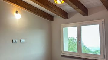 3 Schlafzimmer, BĂŒgeleisen/BĂŒgelbrett, WLAN, BettwĂ€sche