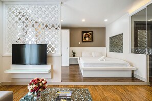 Deluxe-Apartment, Balkon | Hochwertige Bettwaren, Tempur-Pedic-Betten, Schreibtisch