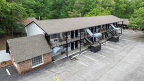 Exterior - Arcade room, #3 at Glory Dayz! (Eureka Springs)