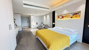 Comfort-huoneisto, patio, kaupunkinäköala | Ilmainen Wi-Fi