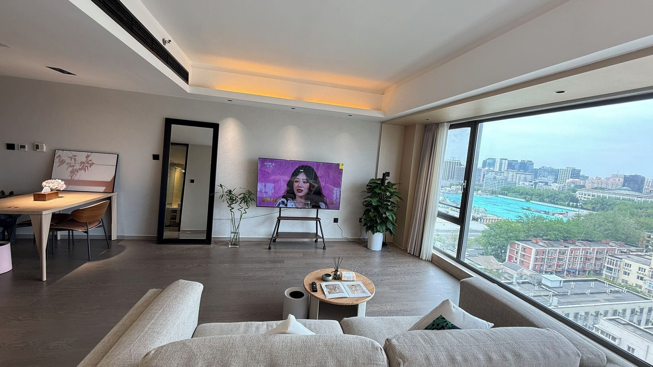 Exclusive Apartment | Individually decorated, laptop workspace, free WiFi