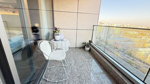 Comfort appartement, patio, uitzicht op stad | Terras