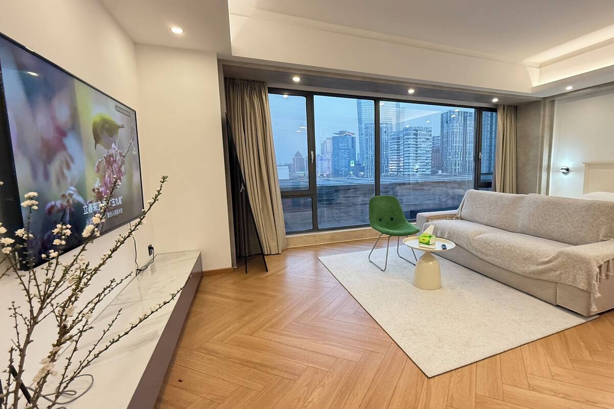 Elite Studio | Peralatan tempat tidur premium, Wi-fi percuma, dihias secara berasingan