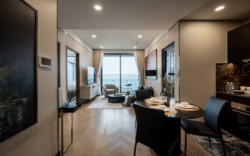 The Parkland Lux & Easy in East Tower