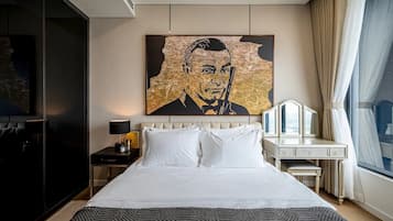 Royal-suite - 1 soveværelse - adgang til Club-lounge - byudsigt | Egyptiske bomuldslagner, premium-sengetøj, dundyner