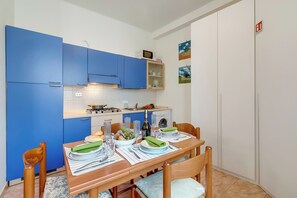 Family Apartment, Multiple Bedrooms (Seaside Binario Blu 500 M Dal Mare) | Private kitchen - Seaside Binario Blu 500 M Dal Mare (Alassio)