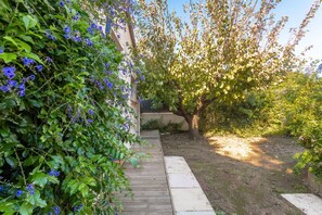 تفاصيل الفندق من الخارج