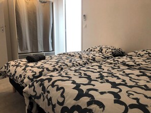 2 Schlafzimmer, Internetzugang