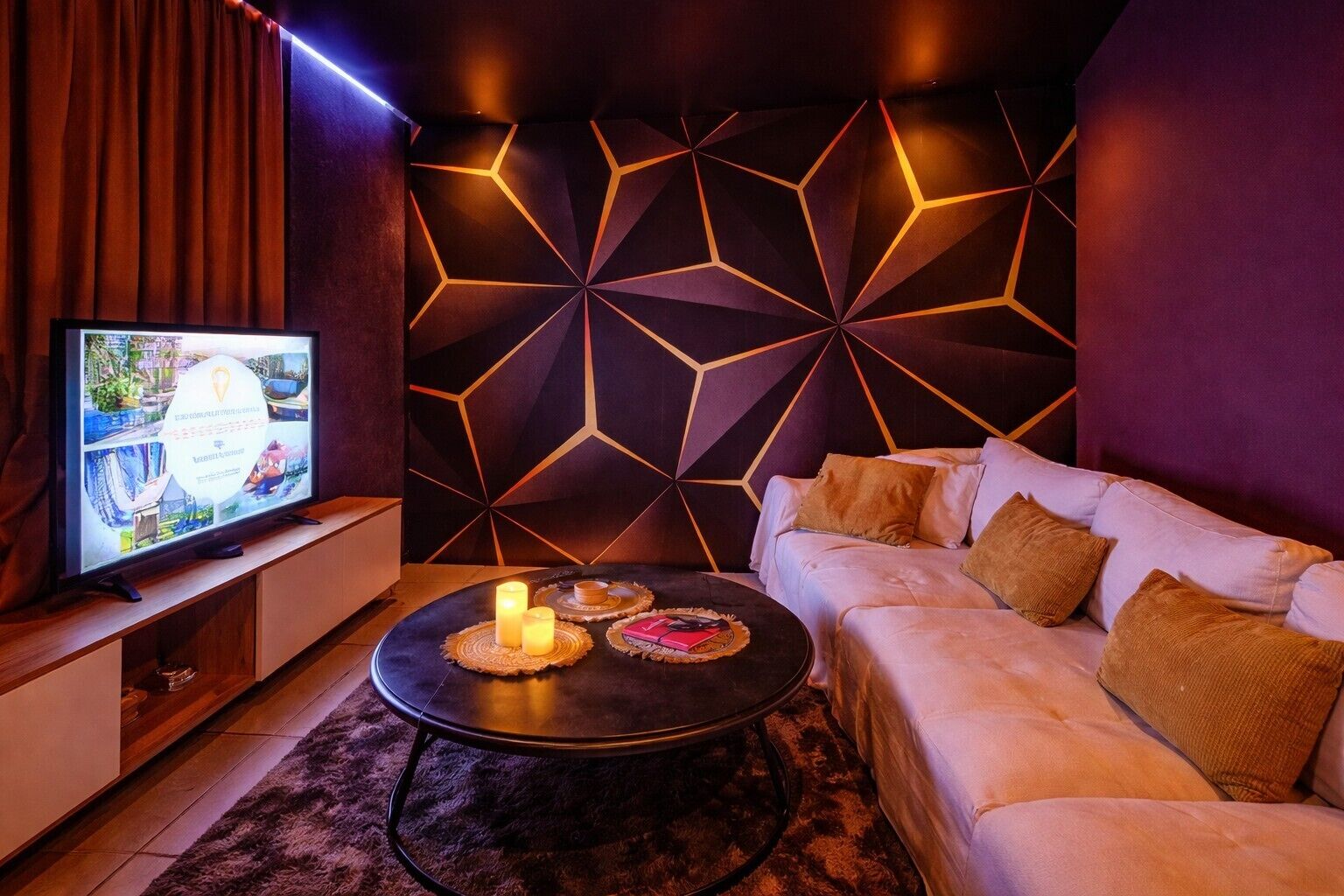 Télévision, cheminée