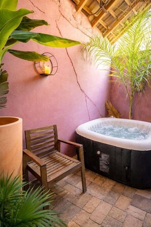 Bain à remous intérieur