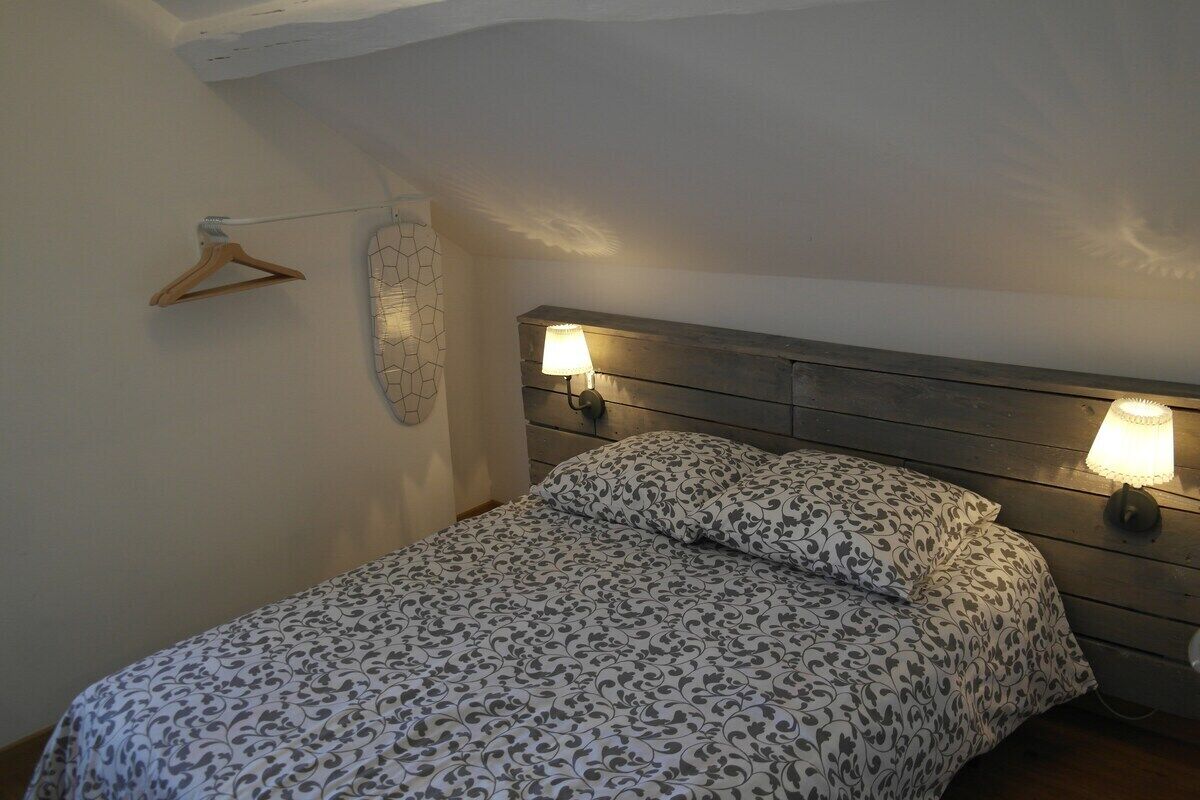 1 habitación y ropa de cama 