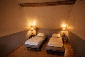 2 chambres, draps fournis