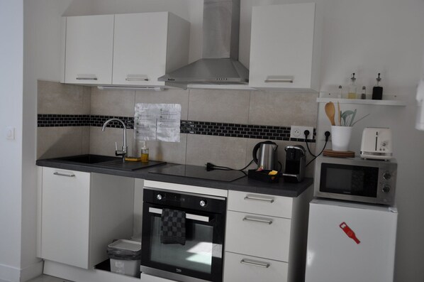 Private kitchen - Duplex 105, La Ferté-sous-Jouarre (La Ferté-sous-Jouarre)