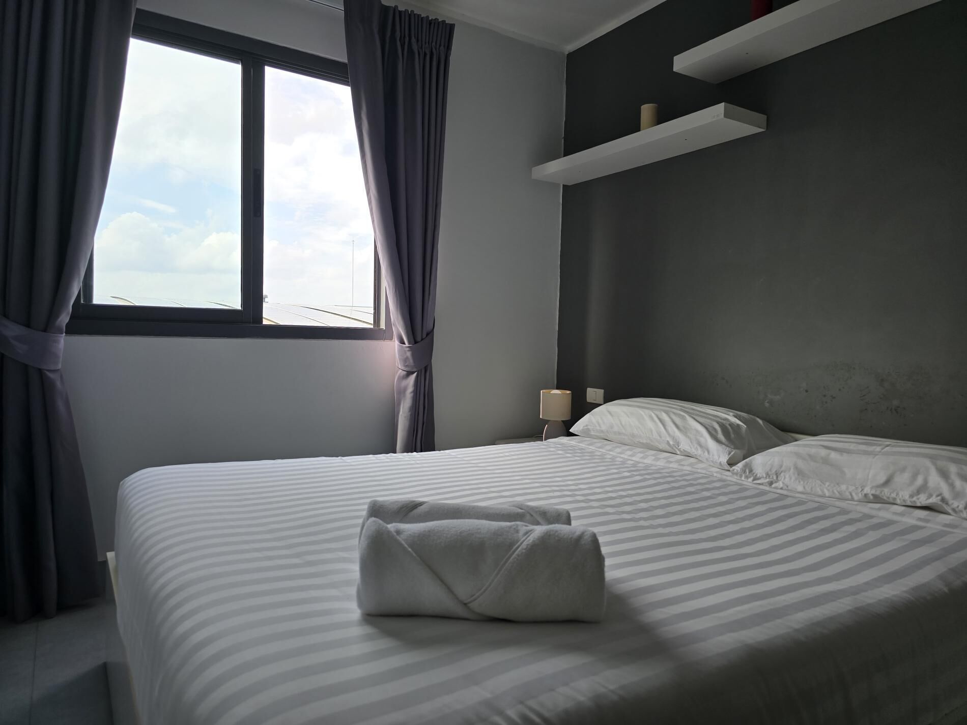 公寓, 陽台 | 客房內保險箱、遮光布/窗簾、熨斗/熨衣板、免費無線上網