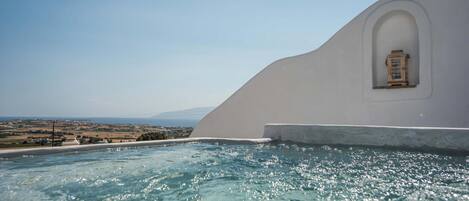 Villa, Mountain View | Private spa tub