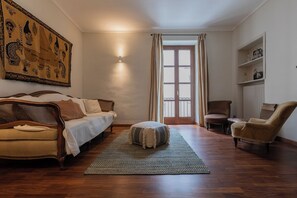 Apartment, 2 Bedrooms | Living area | 30-inch TV with satellite channels - Casa della Luce by Wonderful Italy (Turin)