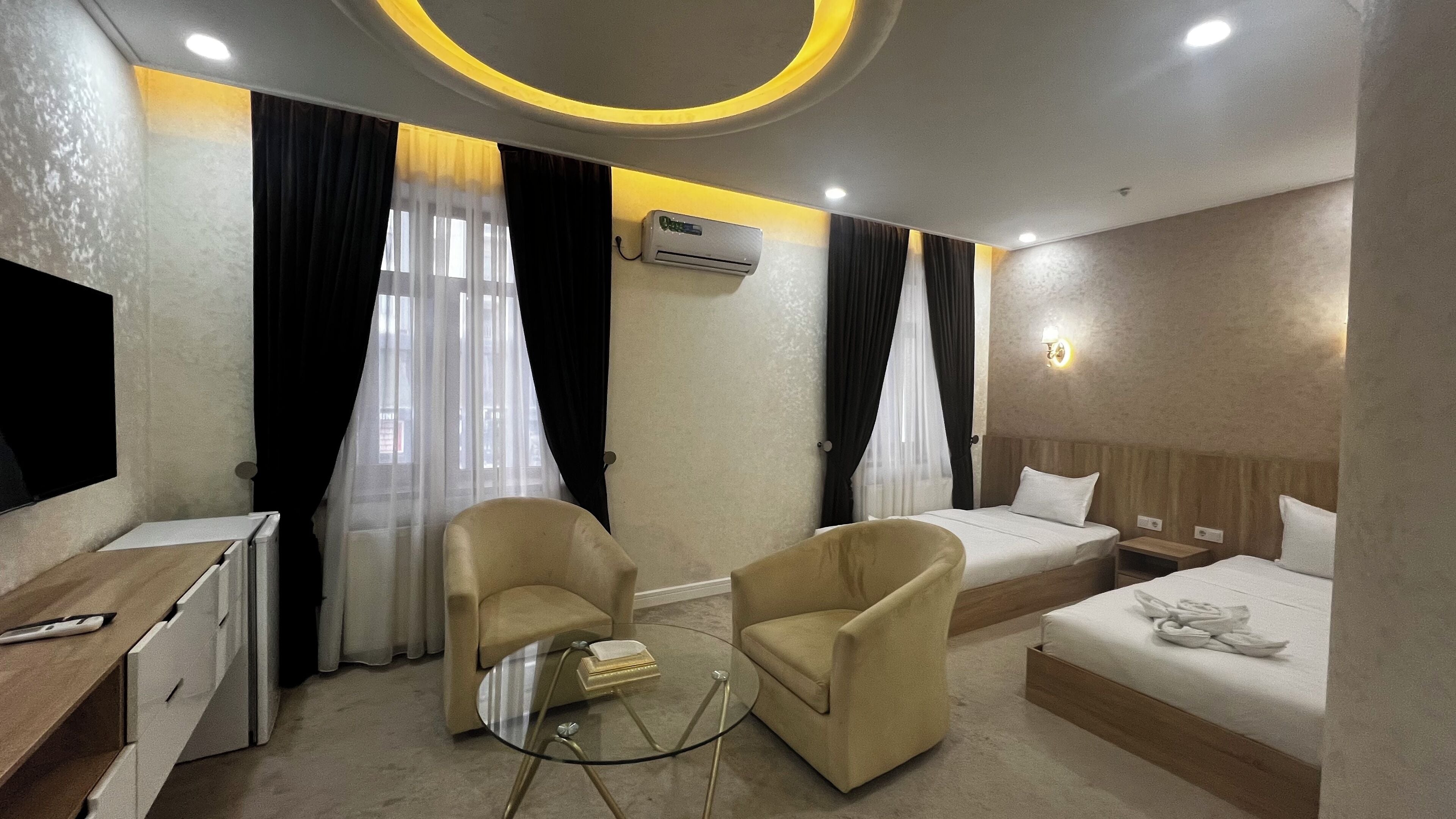 Standard Twin Room, City View