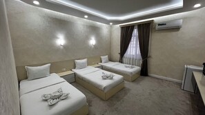 Standard Triple Room, City View