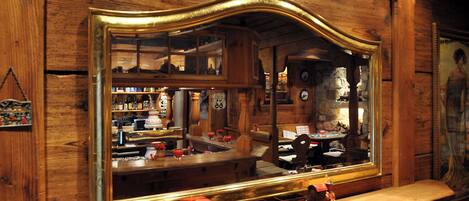 Se sirven desayunos, comidas, cenas y cocina alemana