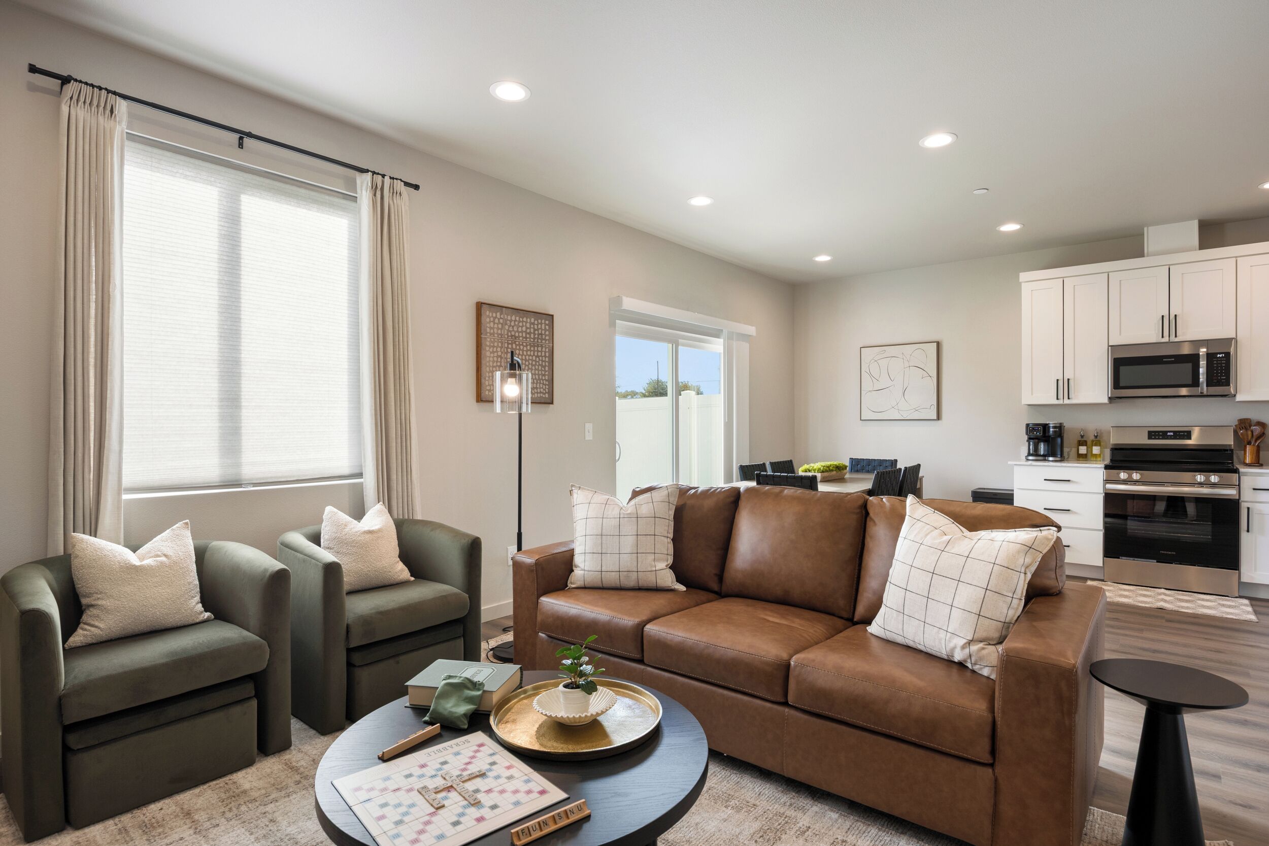 スマートテレビ、テーブルサッカー台