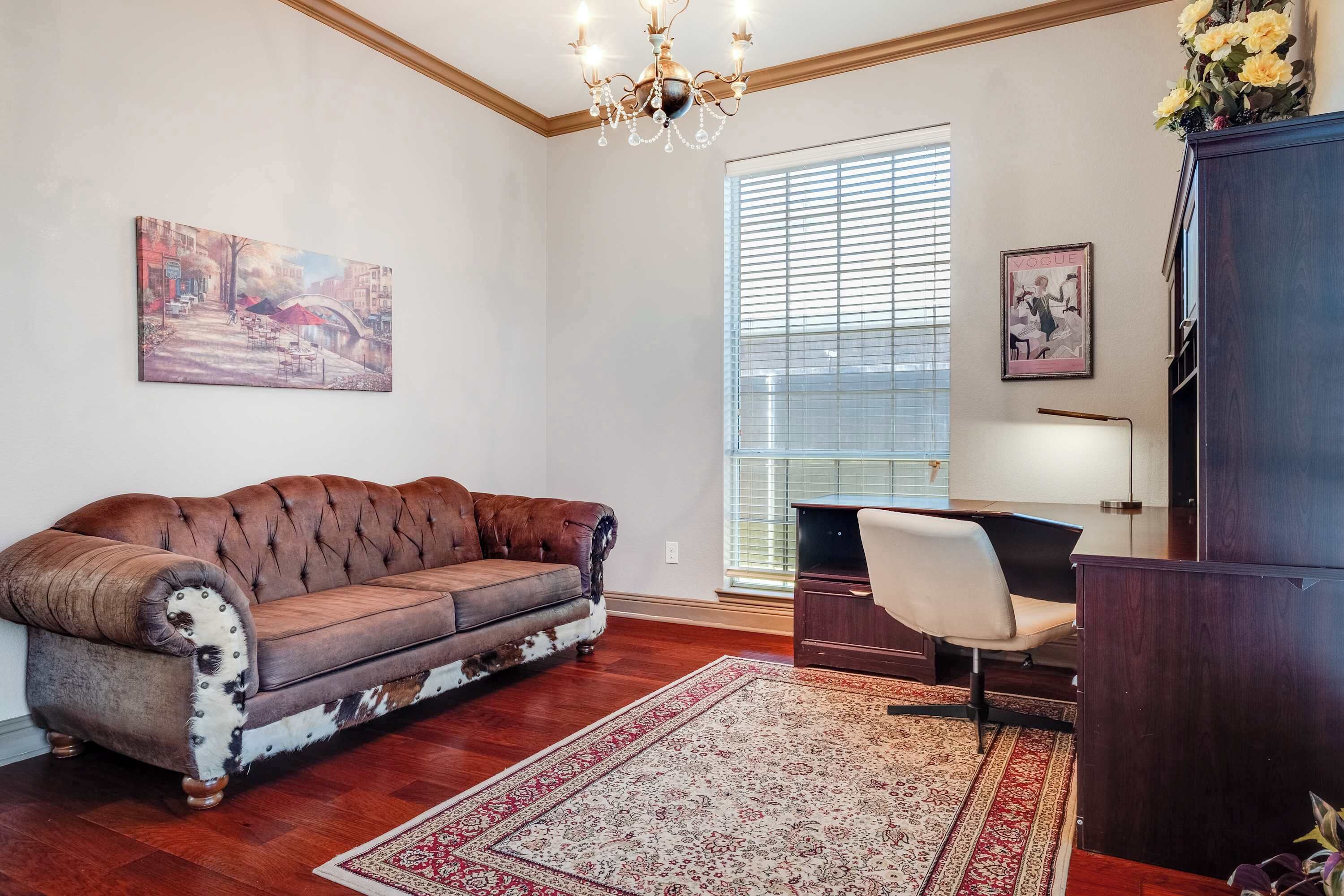 Smart TV, fireplace, offices