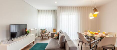 Apartemen | 2 kamar tidur dan meja kerja