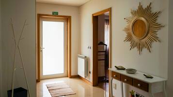 Nhà | 4 phòng ngủ