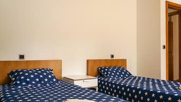 4 bedrooms