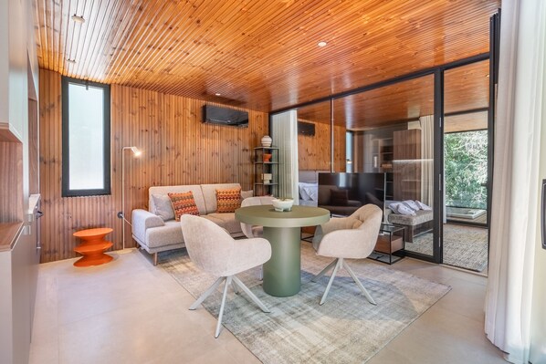 Apartment, Smoking | 1 bedroom