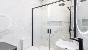 House - Ch os Concept By Minhos Guest (Braga)