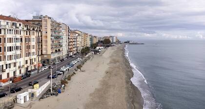 Appartement 'Caruggio Al Mare' avec Balcon, Wi-Fi et Climatisation